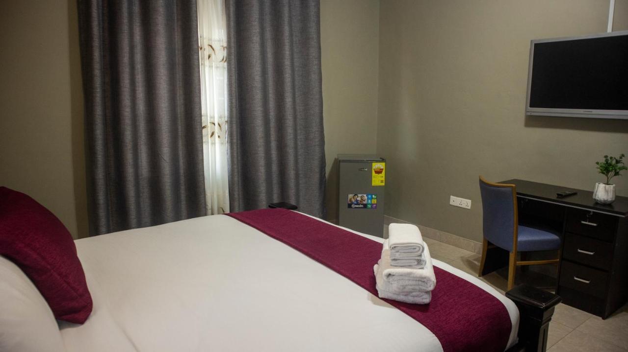 Kislas Luxury Hotel Adenta Εξωτερικό φωτογραφία