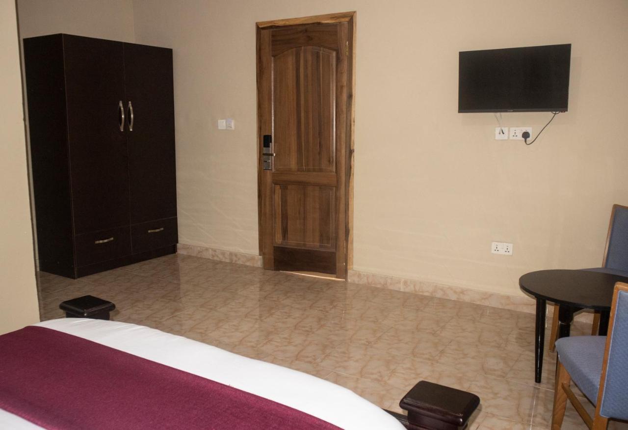 Kislas Luxury Hotel Adenta Εξωτερικό φωτογραφία